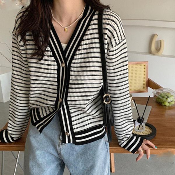 

women's knits & tees 2021 autumn winter sweaters v-neck buttons cardigans knitwear korean striped vintage elegant wild lady top, White