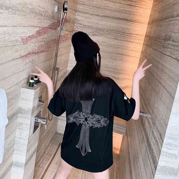 

2021 summer new cross harasukura chrome otr / odekro heart t-shirt, White;black