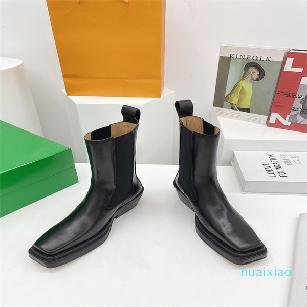 

2021 classic short boots joker martin order imported leather knight wholesale soles soft and comfortable with high 4.5 cm 565, Black