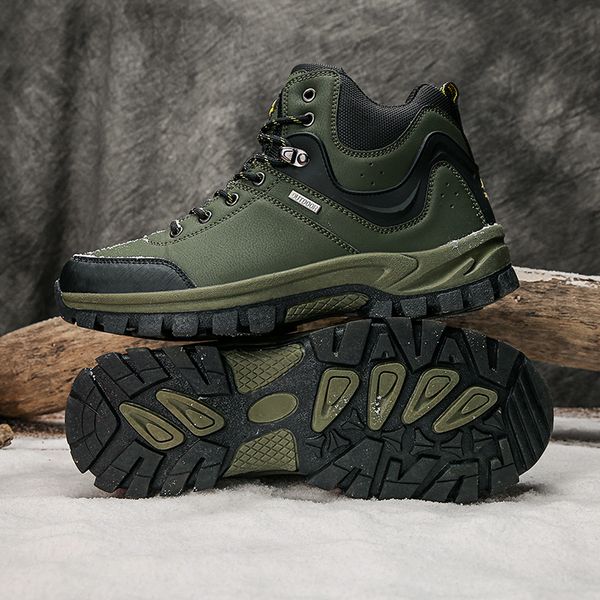 

New Winter Mens Snow Boots Warm Plush Motorcycle Boots Mens Sneakers Fashion Outdoor Hiking Boots Men Ankle Big Size 46, Black