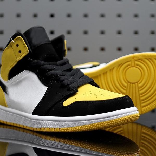 

1 1s Mid Yellow Toe Shoes BLACK MAIZE WHITE golf mens designer trainers