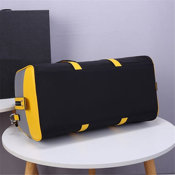 

new mens bag shoulder bag travel bag new large-capacity fitness yoga nylon mmm