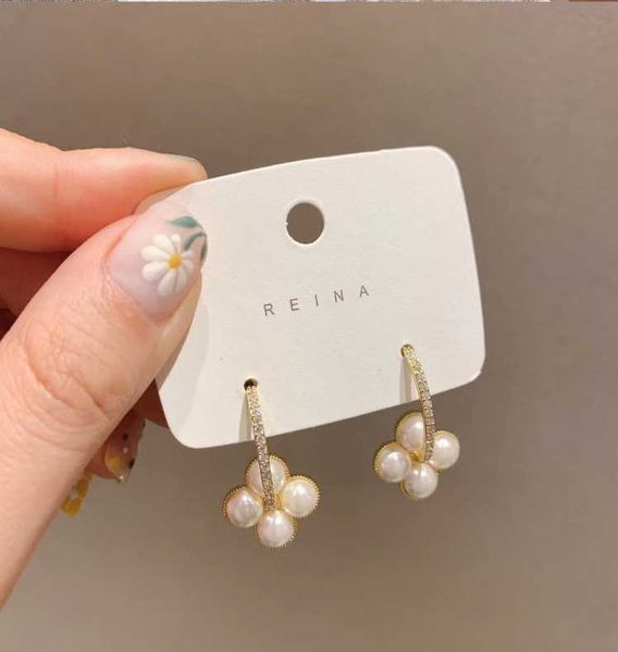 

dangle & chandelier earring is sweet and simple pearl temperamental joker stud eardrop short money, Silver