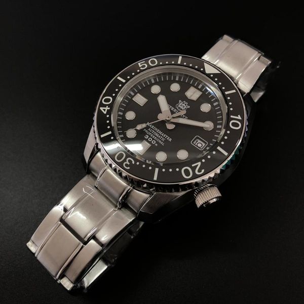 

wristwatches sd1968 steeldive 30atm 300 meters water resistant diving watches luminous automatic diver 316l stainless steel case, Slivery;brown