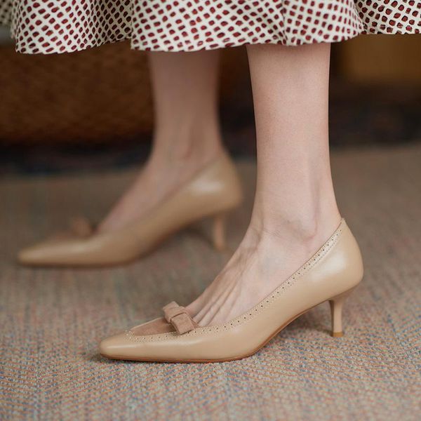 

dress shoes 2021 early spring high heels female stiletto pointed toe french retro bow single small heel, Black