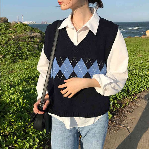 

women's vt diamond geometric dign knitted sweater, large svels winter, White;black