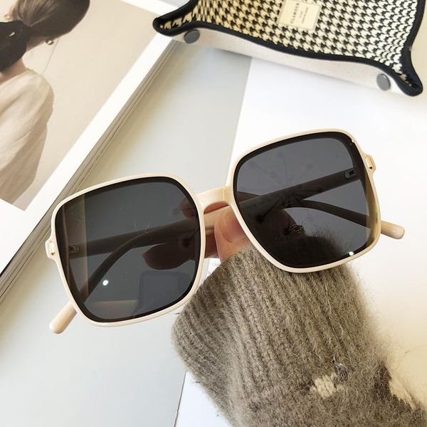 

square frame anti ultraviolet sunglasses women's versatile retro brand designer sun glasses men's fashion big uv400, White;black