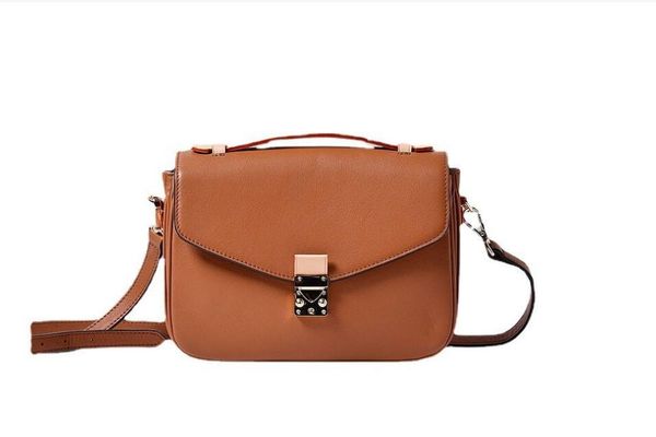 

luxurys designers fashion women crossbody bag shoulder bags letter handbag ladies purse walllet chains clutch handbags small chain