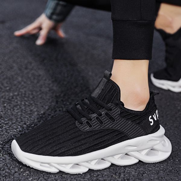 

wholesale 2023 running shoes mens womens sport super light breathable triple white blue outdoor sneakers eur 39-44 wy02-h917