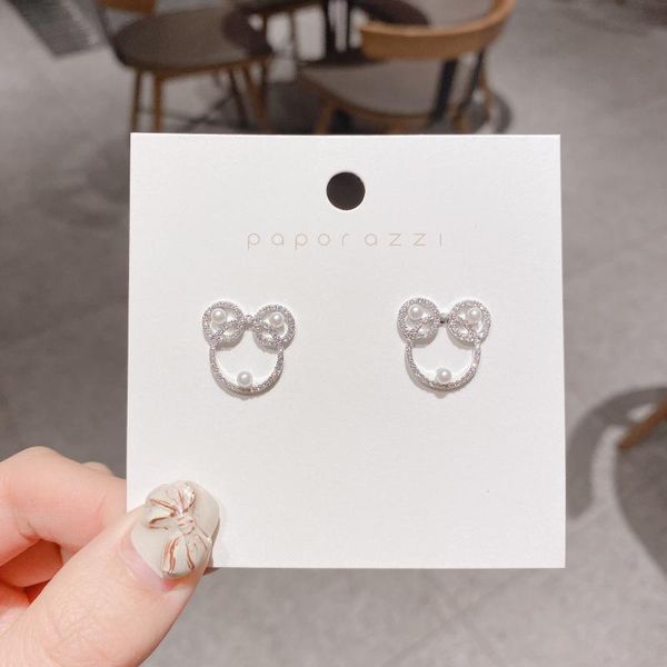 

korean simple cartoon hollow out shining zircon pearl stud earrings for women party temperament fashion jewelry gift accessories, Golden;silver