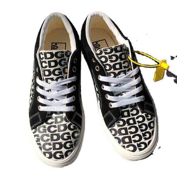 

longvance cdg letter joint graffiti printed canvas shoes female couple 2021 breathable low trend