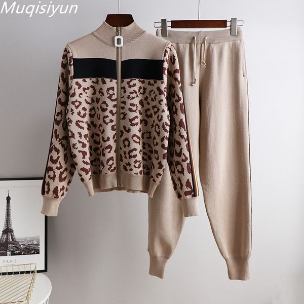 

tracksuit women leopard knit cardigan +pants suit 2pcs sets long sleeve jacket coat woman casual sweater trousers suits 210428, White