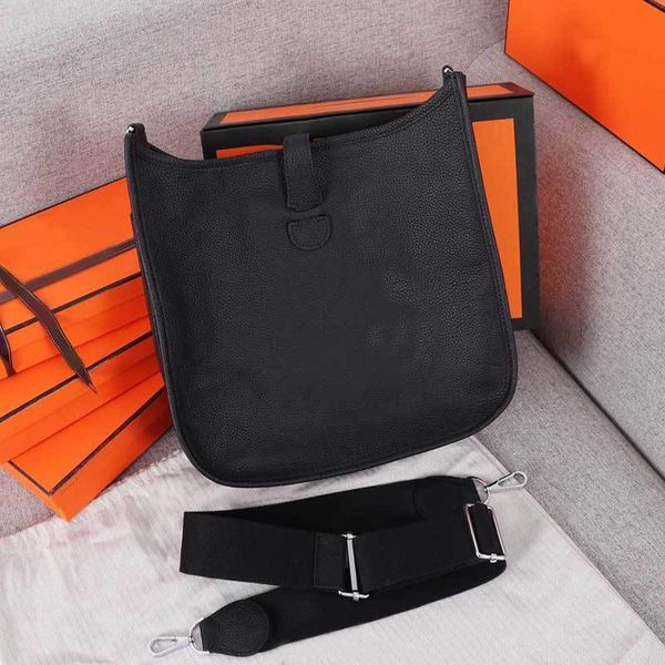 

lady shoulder classic practical messenger women crossbody quality calfskin leather bag large capacity handbag purse