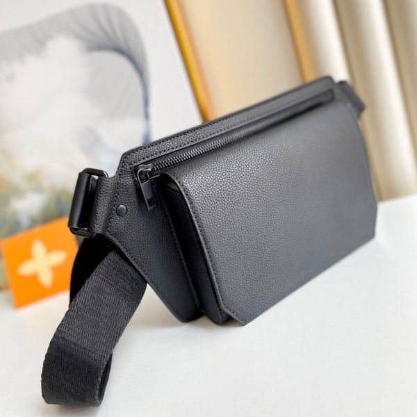 

luxurys designers messenger bag reverse leathers mens crossbody fashion men shoulder bags purse wallet clutch homme postman bages ship
