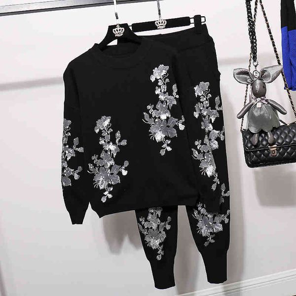 

pant autumn winter women sequins embroidered flowers knitted pullover and pants casual two piece set loose ladies tracksuits, White