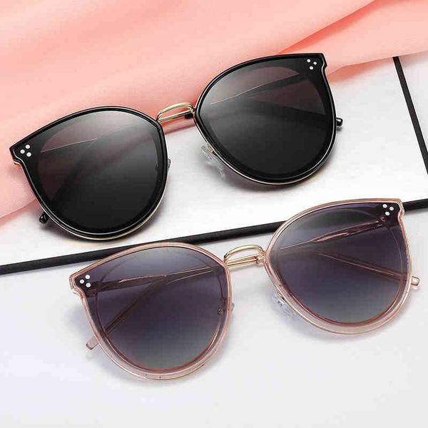 

sunglasses 2021 fashion round frame women's full polarizers metal men's glasses, White;black