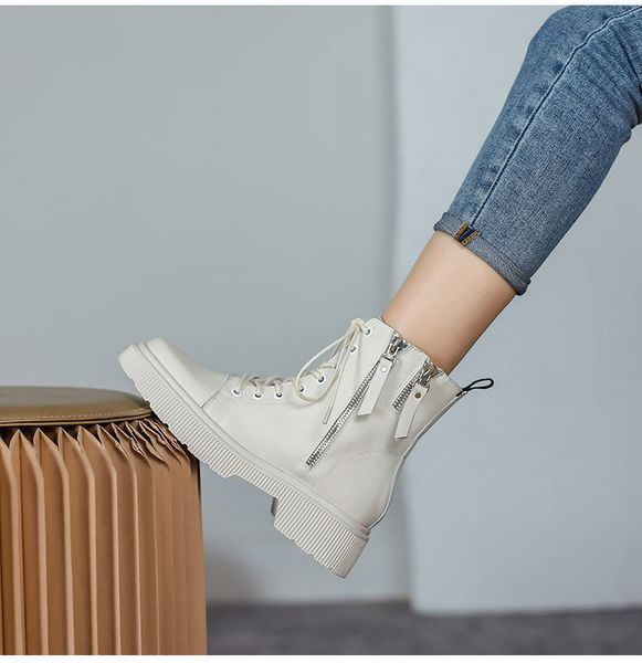 

2021 autumn and winter square head thick bottom leather martin boots, Black