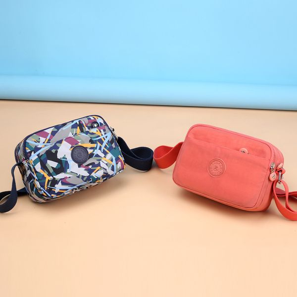 

2021 new spring and summer leisure women's bag single shoulder diagonal span mini bag canvas fashion mobile phone zero wallet