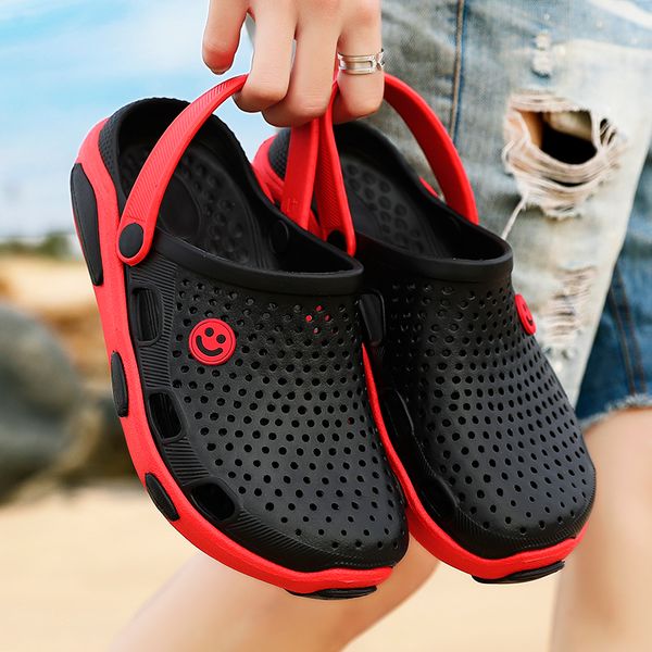 

2023 quality new high wholesale arrival men personality slippers beach hole shoes sandals fashion outdoor non-slip flip flop slipper 39-44, Black