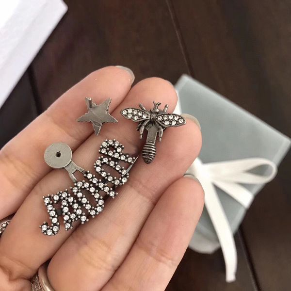 

tiktok small bees, earphones, asymmetrical earrings, jitter, red ear hangs., Silver