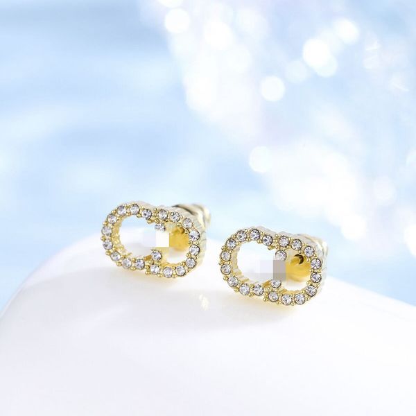 

design jewelry diamond letter small and elegant temperament earrings, Silver