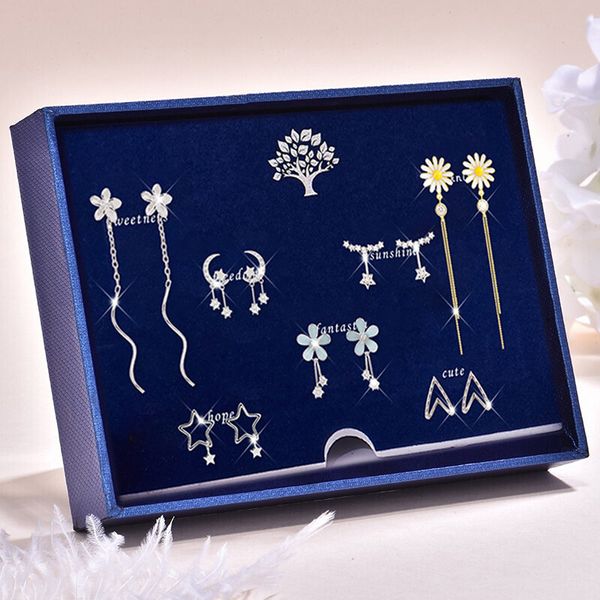 

925 sterling silver needle earring set gift box one week korean temperament fresh little daisy earrings gift girl, Black