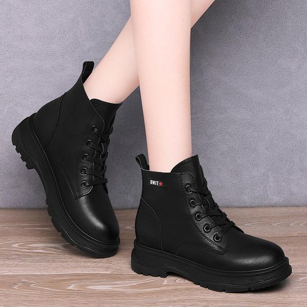 

leather black boots women's trendy slim medium short british style 2021 spring single