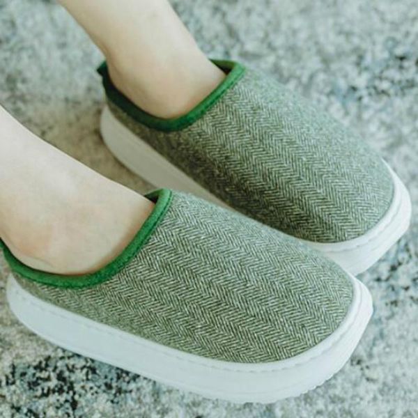 

winter cotton slippers for women comfortable soft thick-soled indoor wear non-slip home warm plush female slides woman shoes, Black