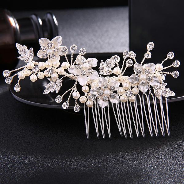

hair clips & barrettes european and american style manual comb inserted alloy leaves dot the bride's tiara, Golden;silver