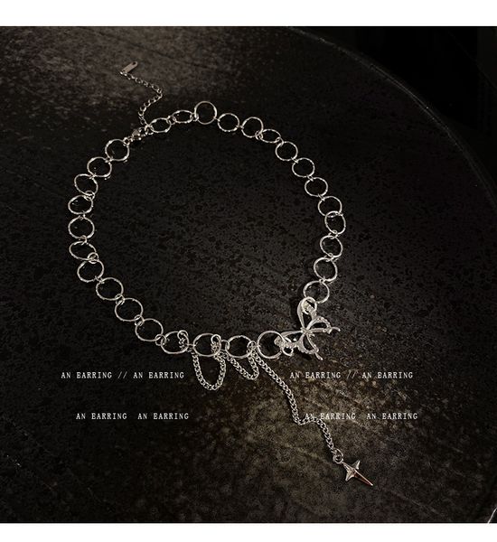 

xianlan066 the new 2021 butterfly necklace ins cold wind necklace tide female personality clavicle chain r&b the design feeling, Silver
