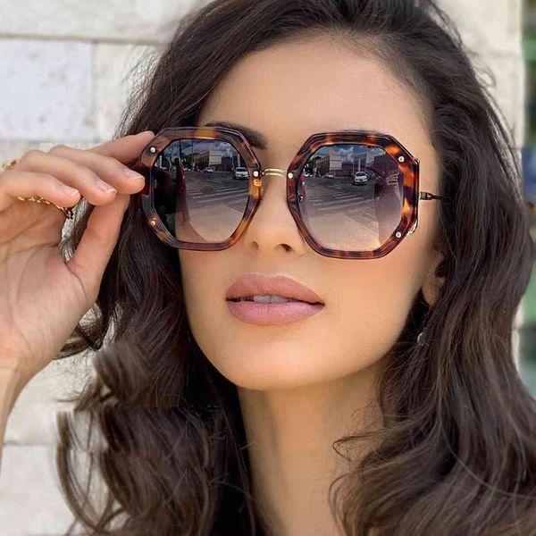 

sunglasses qpeclou 2021 fashion vintage polygon women brand desigenr hexagon sun glasses female big frame shades oculos, White;black