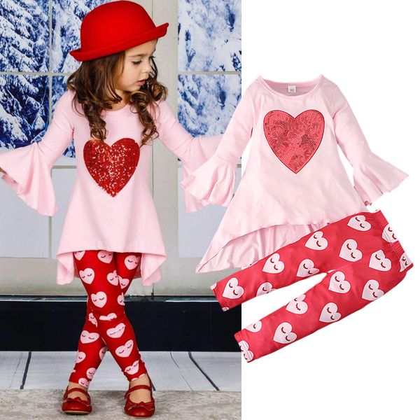 Valentines Dias Linda bebê meninas roupas conjuntos 2 pcs trombeta manga tops coração imprimido calças amor padrão 1-5y