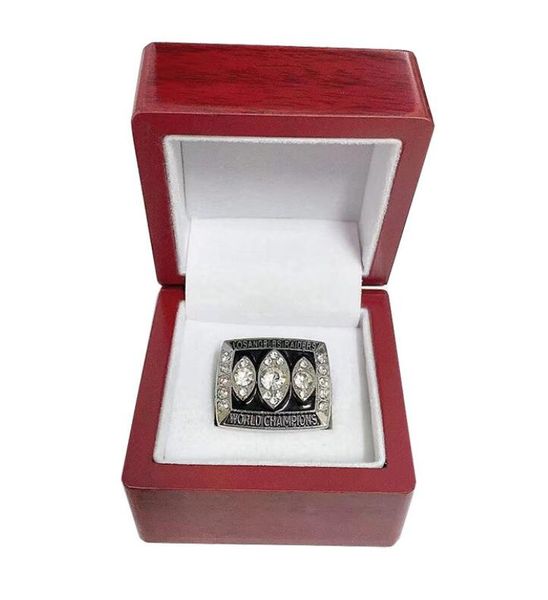 

1983 su bowl acham/ship pion ring set, Golden;silver