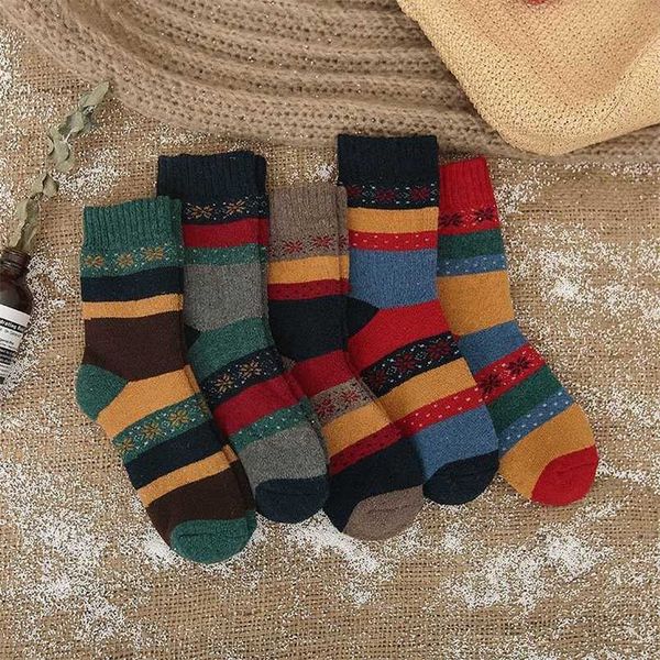 

winter women's thickened warm harajuku retro wool and cashmere striped casual socks 5 pair 211204, Black;white