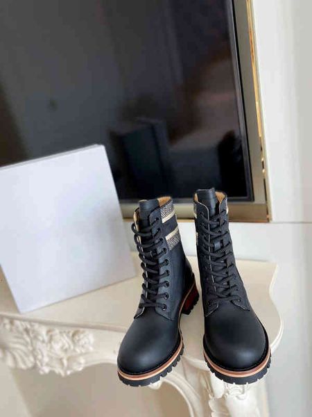 

dress shoes 21ss electric embroidered martin boots ladies embroidereds leather lace-up ankle martins boot women winter chunky heel, Black