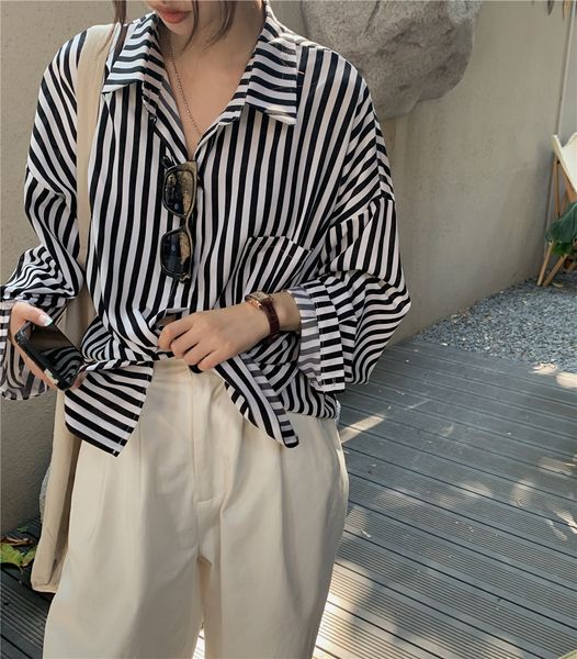 

early autumn 2021 loose casual dign long sleeve single breasted stripe sunscreen shirt women, White