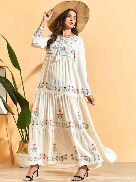 

oman arab muslim dressed autumn 2021 fashion in layers plied floral embroidered swing dress stylish, Black;gray