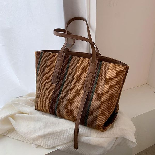 

capacity european 2020 autumn and fashionable new messenger american shoulder bag large women's bags small winter simp liisl