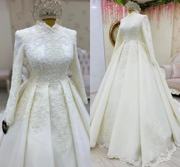 

2022 dubai wedding dresses bridal gown tulle lace applique beaded sweep train custom made castle long sleeves ruched pleats arabic chapel pl, White