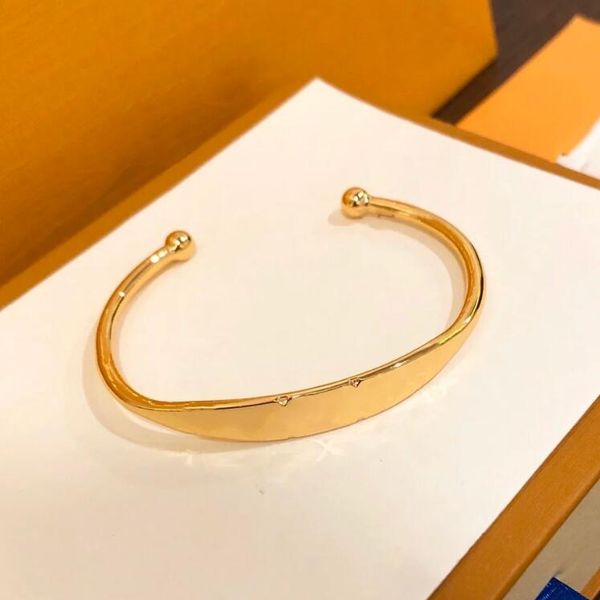 

2021 designers brand steel bracelet women bracelet jewelry fashion accessories surprise gift classic bracelets, White