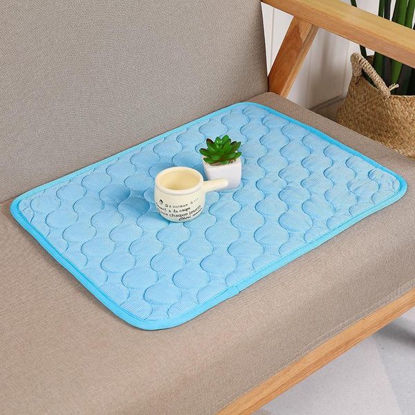 

kennels & pens summer pet pad ice dog doghouse silk cat cool products40*30cm