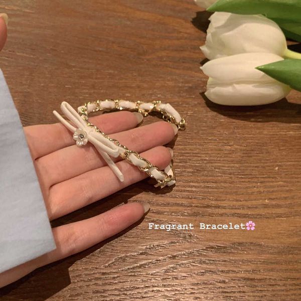 

xiaoxiangfeng flower bowknot bracelet dign of the minority, Golden;silver