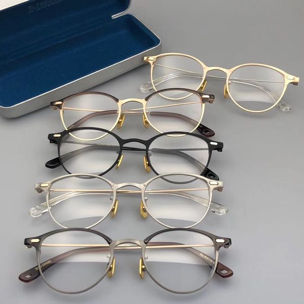 

titanium myopia japanese can be changed into glasses small round frame, White;black