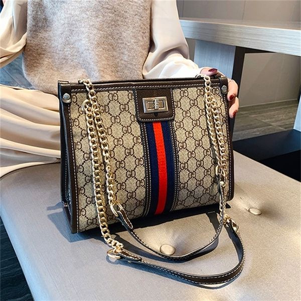 

sale 90% off european and fashion women's bag new chain single shoulder for women