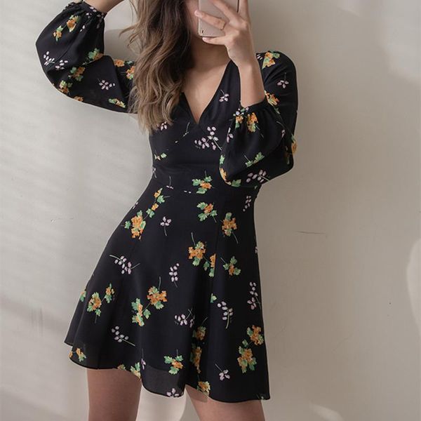 

casual dresses 100% silk campanula flower print robe women's long sleeve deep v high waist ladies mini dress for holiday 2021 summer, Black;gray