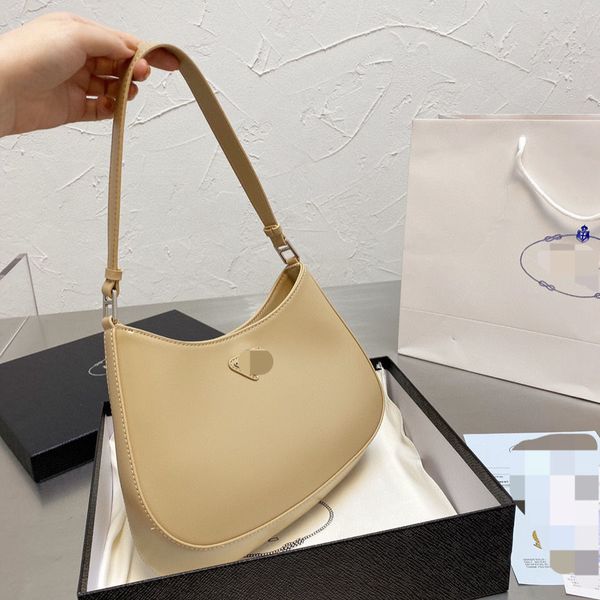 

2021 new net red hobo underarm layer leather hand hand fashion retro female crescent bag ysj