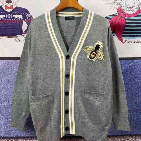 

woolen overcoats bee embroidery v-neck cardigan sweater men's and women's style couple fashion, Black