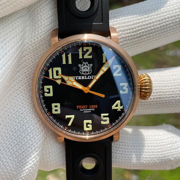 

wristwatches men's watch bronze sapphire 200m waterproof outdoor diving biking mountain climbing c3 luminous automatic mechanical, Slivery;brown