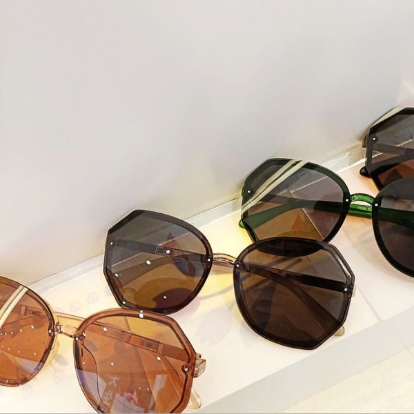 

girls fashion sunglasses uv-proof sun glasses for male fashionable women outdoor goggles beach adumbral glasseses s1304, Blue