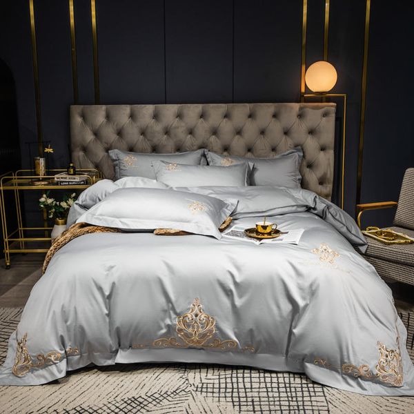 

high-end luxury 80 thread count solid color embroidery four piece set pure cotton european bedding